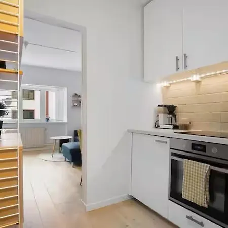 Cozy Centrally Located *